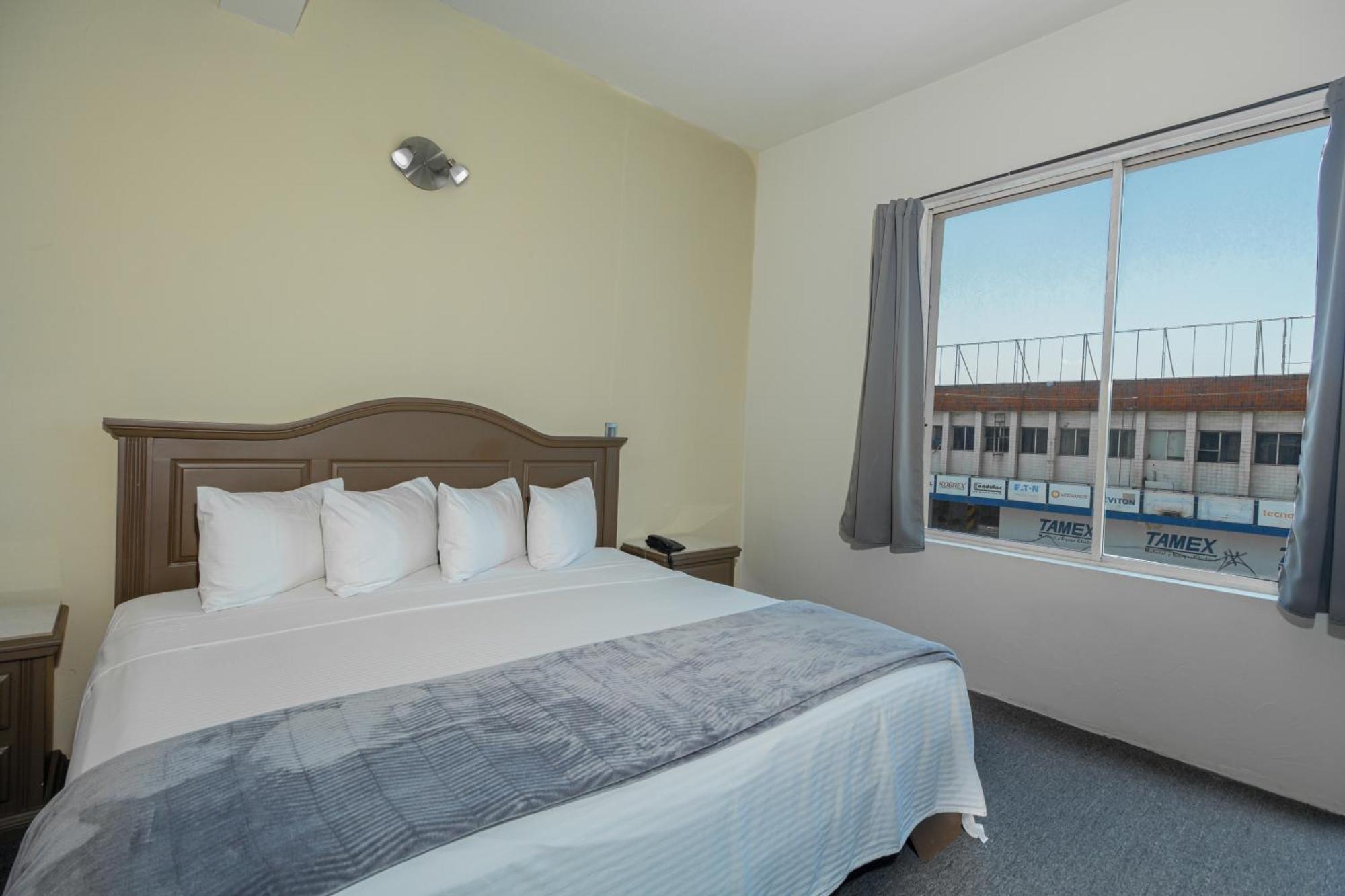 Hotel Plaza Del Arco - Μοντερέι Εξωτερικό φωτογραφία